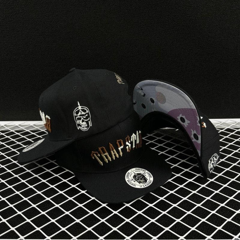 Trapstar Irongate Arch Snapback Cap