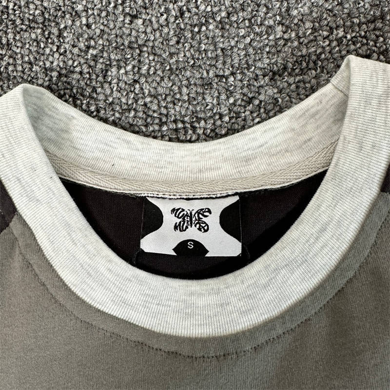 Mertra Mantis Tee