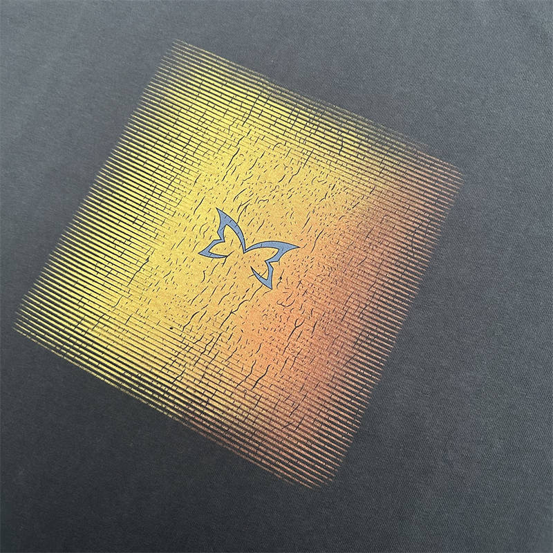 Mertra Cracked Tee