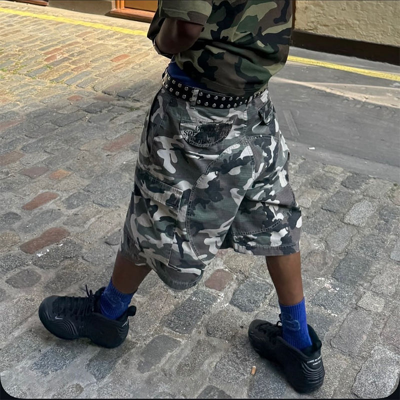 Corteiz Guerillaz Cargo Shorts Camo Wearing Effect