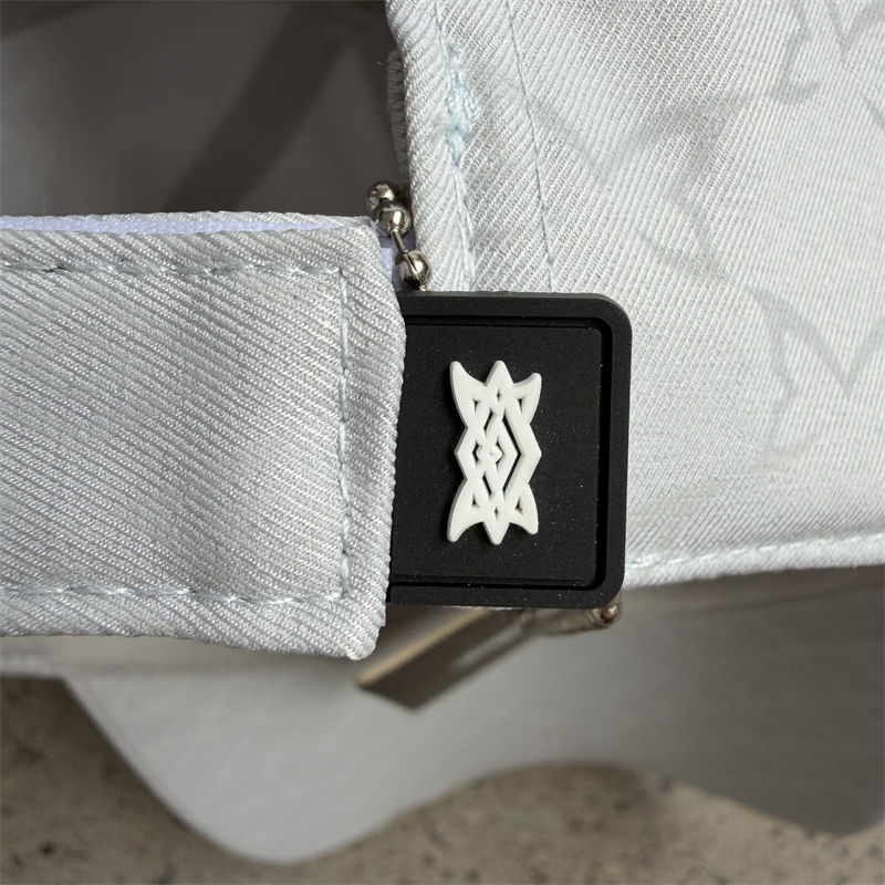Mertra X Umbro Reflective Technical Cap