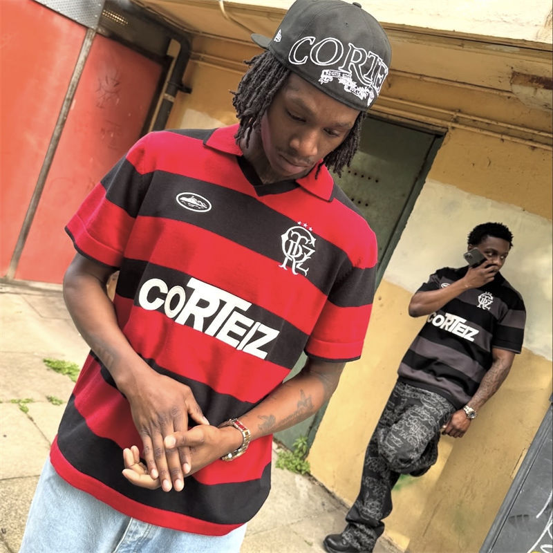Corteiz Striped Knit Jersey Red Wearing Effect