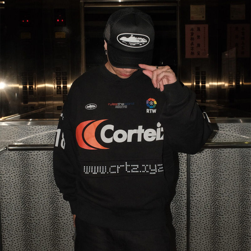 Corteiz Sponsors Training Crewneck Black Wearing Effect