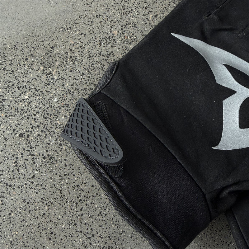 Mertra Technical Gloves