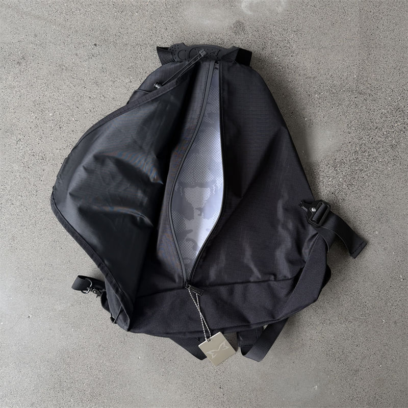 Mertra Transforma Bag