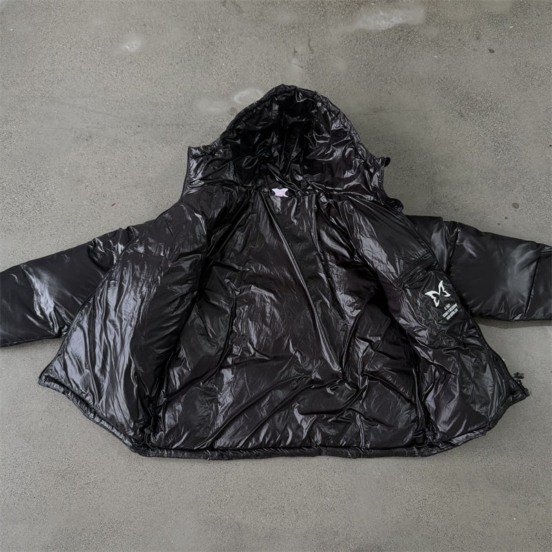 Mertra Grid Puffer