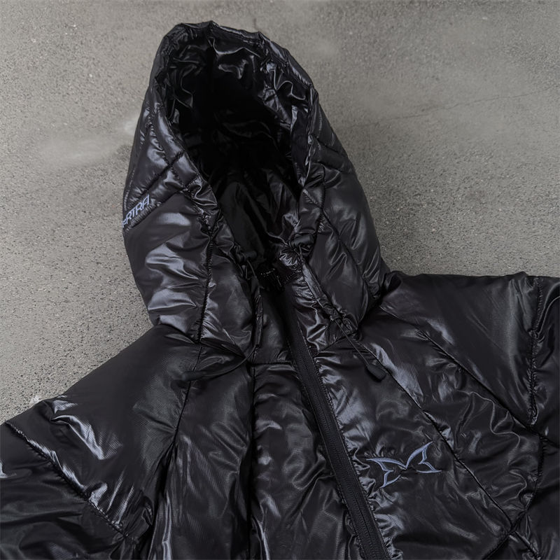 Mertra Grid Puffer