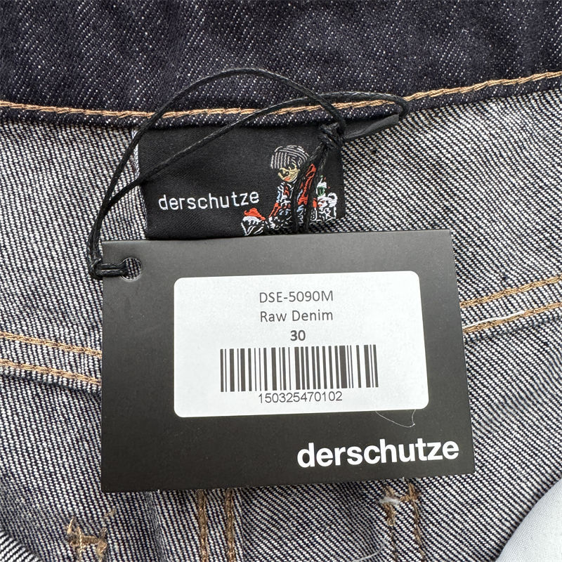 Derschutze On Air Raw Shorts