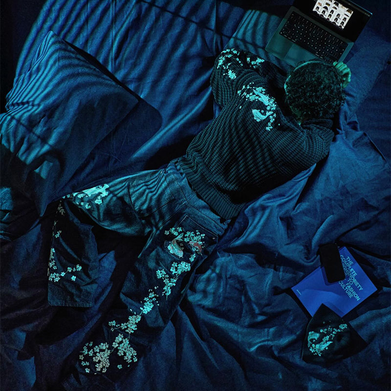 Derschutze Yakuza V2 Indigo Raw Denim Wearing Effect