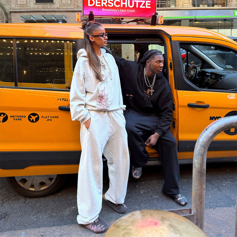 Derschutze Blossom V3 Tracksuits Wearing Effect