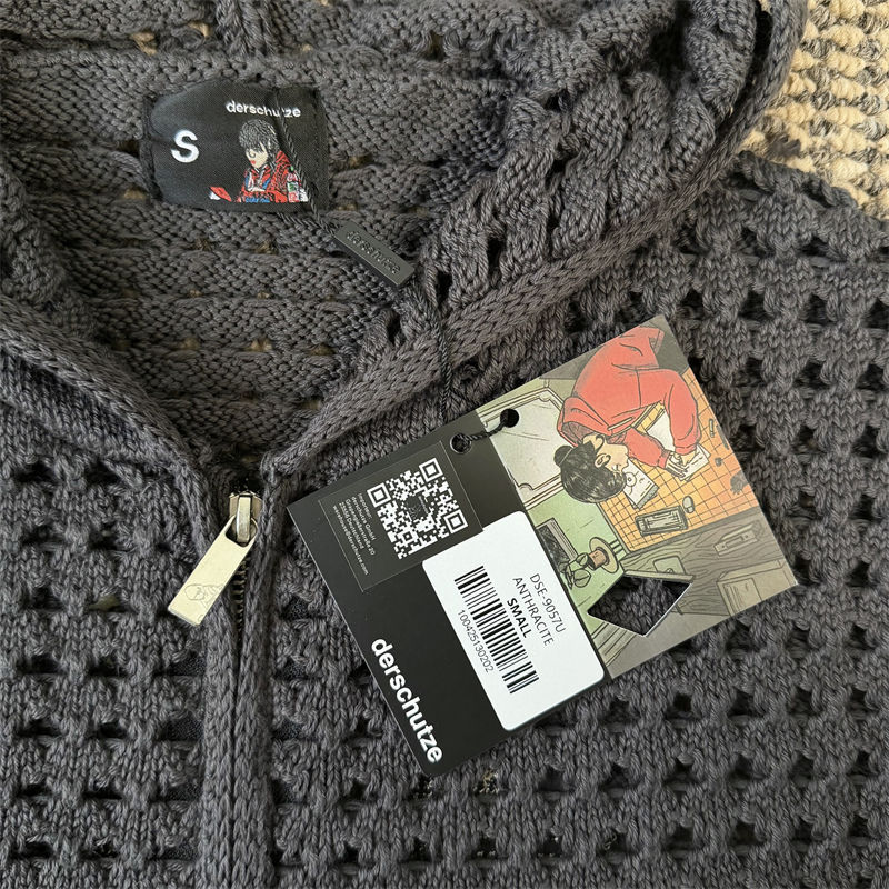 Derschutze Aziza Crochet Zip Up