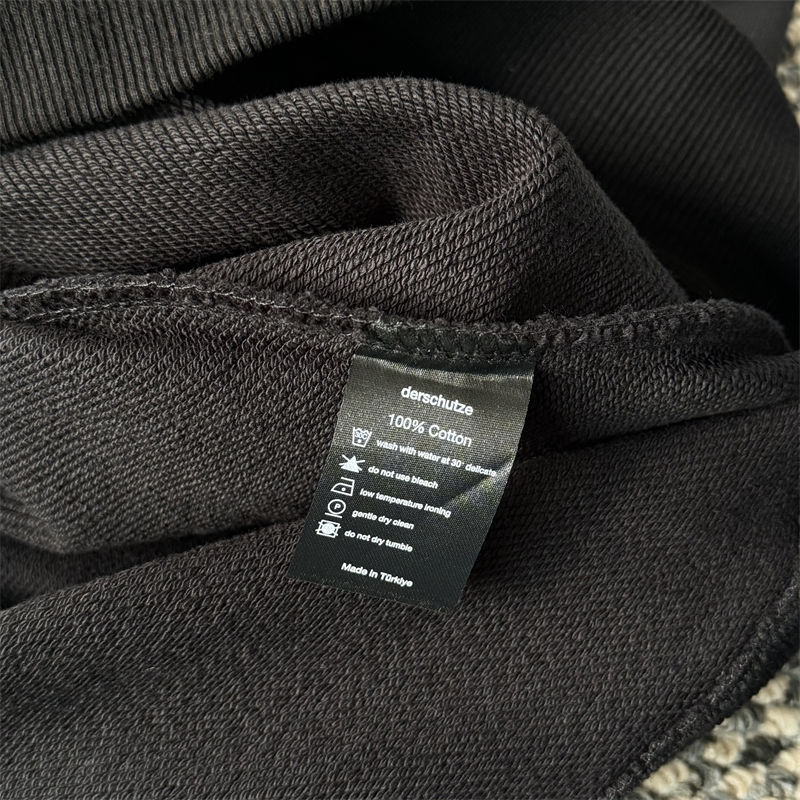 Derschutze Aziza Hoodie