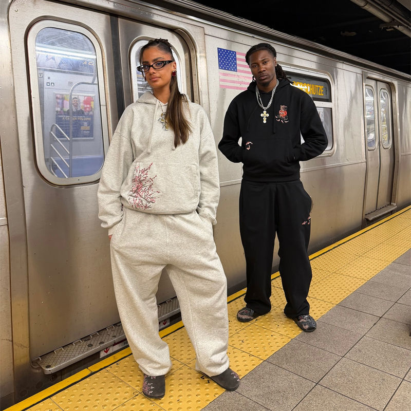 Derschutze Blossom V3 Tracksuits Wearing Effect