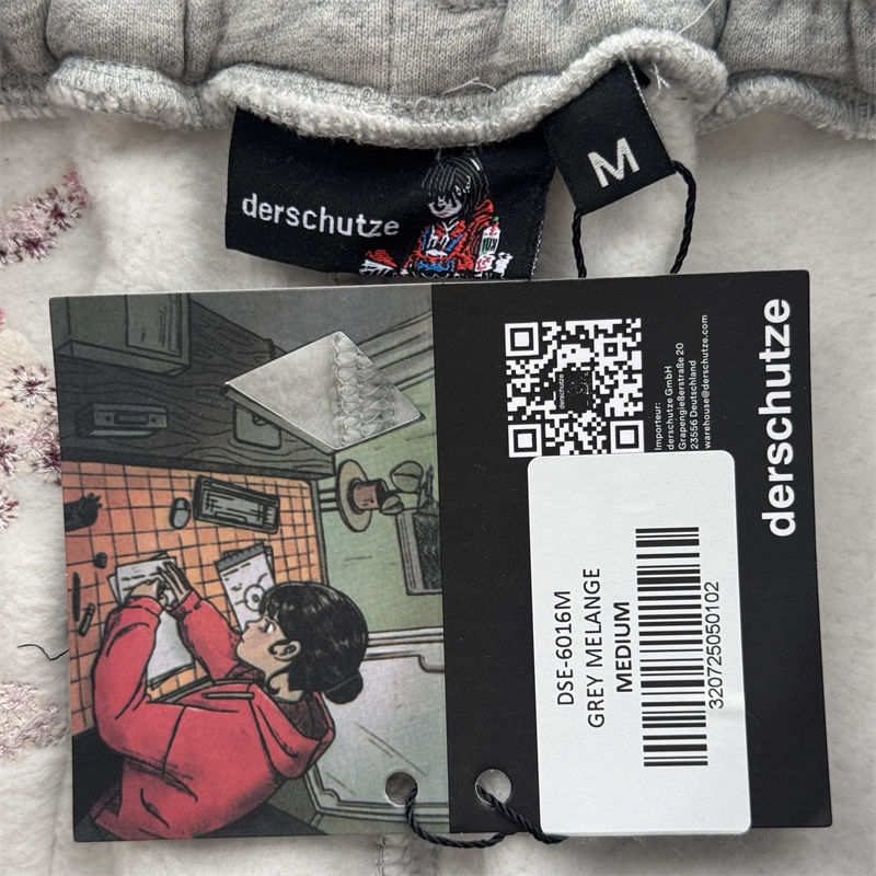 Derschutze Blossom V3 Hoodie and Sweatpants