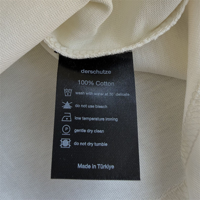 Derschutze Aziza T Shirt