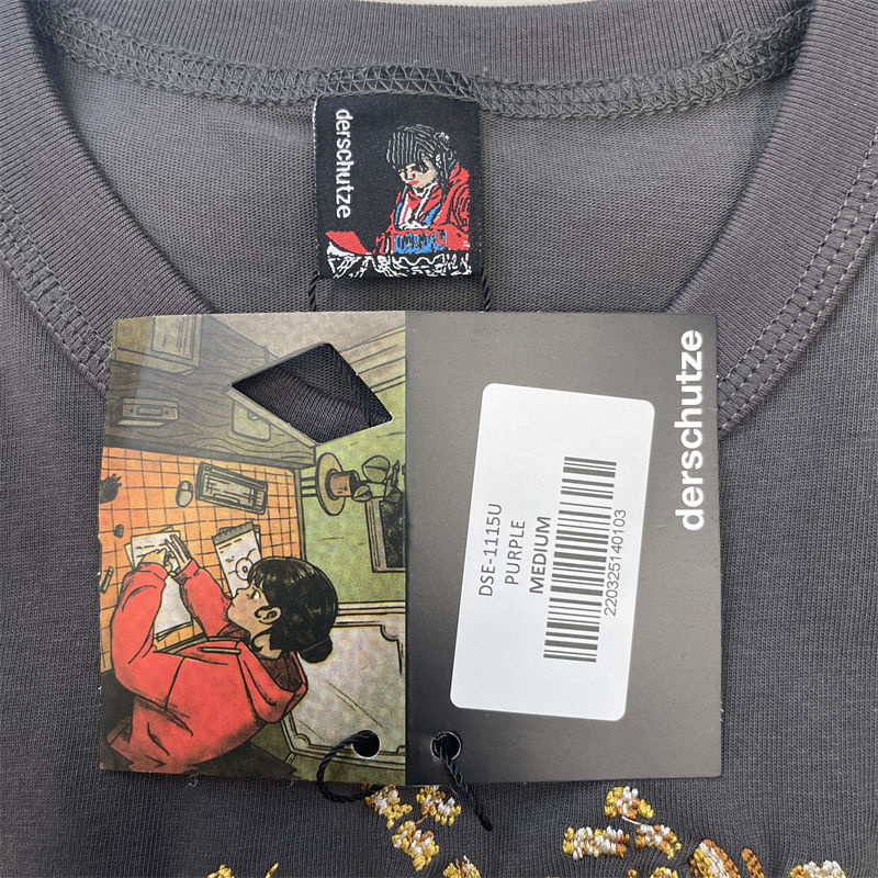 Derschutze Aziza T Shirt