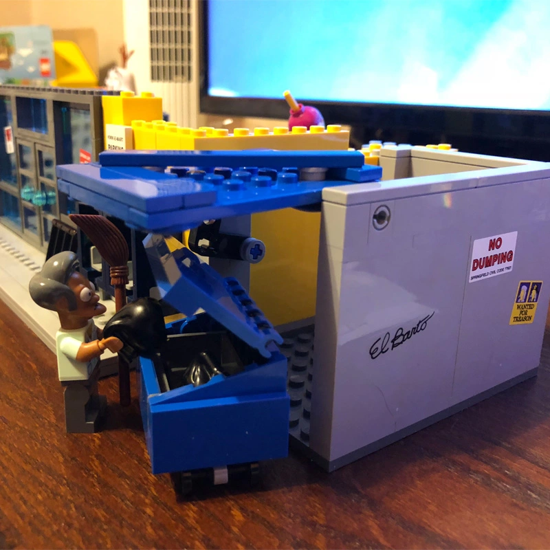 Creator Expert Street View Simpson The Kwik-E-Mart 2218Pcs Moc Model Modular Building Blocks Bricks Toys 71016 16004 83004 180043 20009