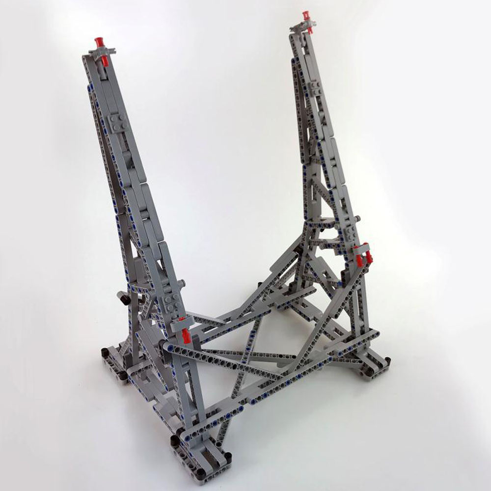 Efferman's Vertical Stand for Millennium Falcon DK5001 407Pcs Moc Model Modular Buildling Blocks Bricks MOC-10219 05132 81055