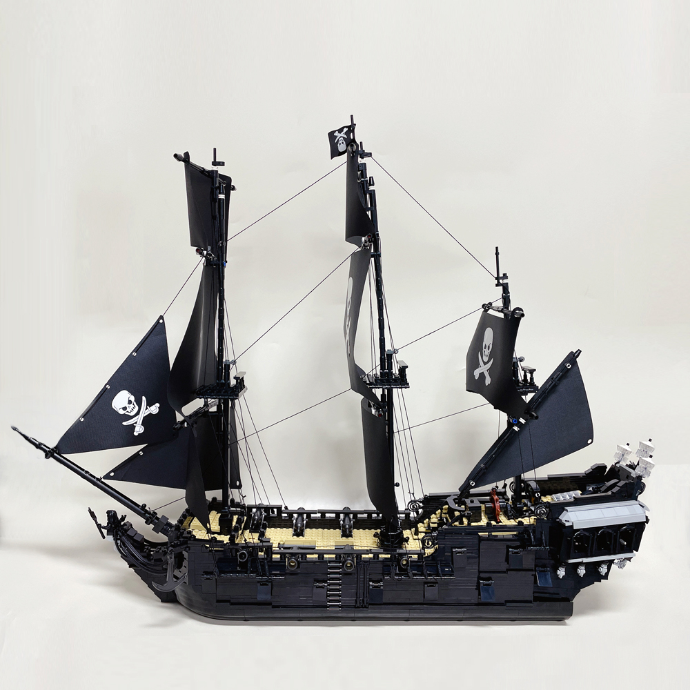 DK Pirates Of The Caribbean The Black Pearl 3423Pcs Moc Model Modular Building Blocks Bricks Toys DK6001
