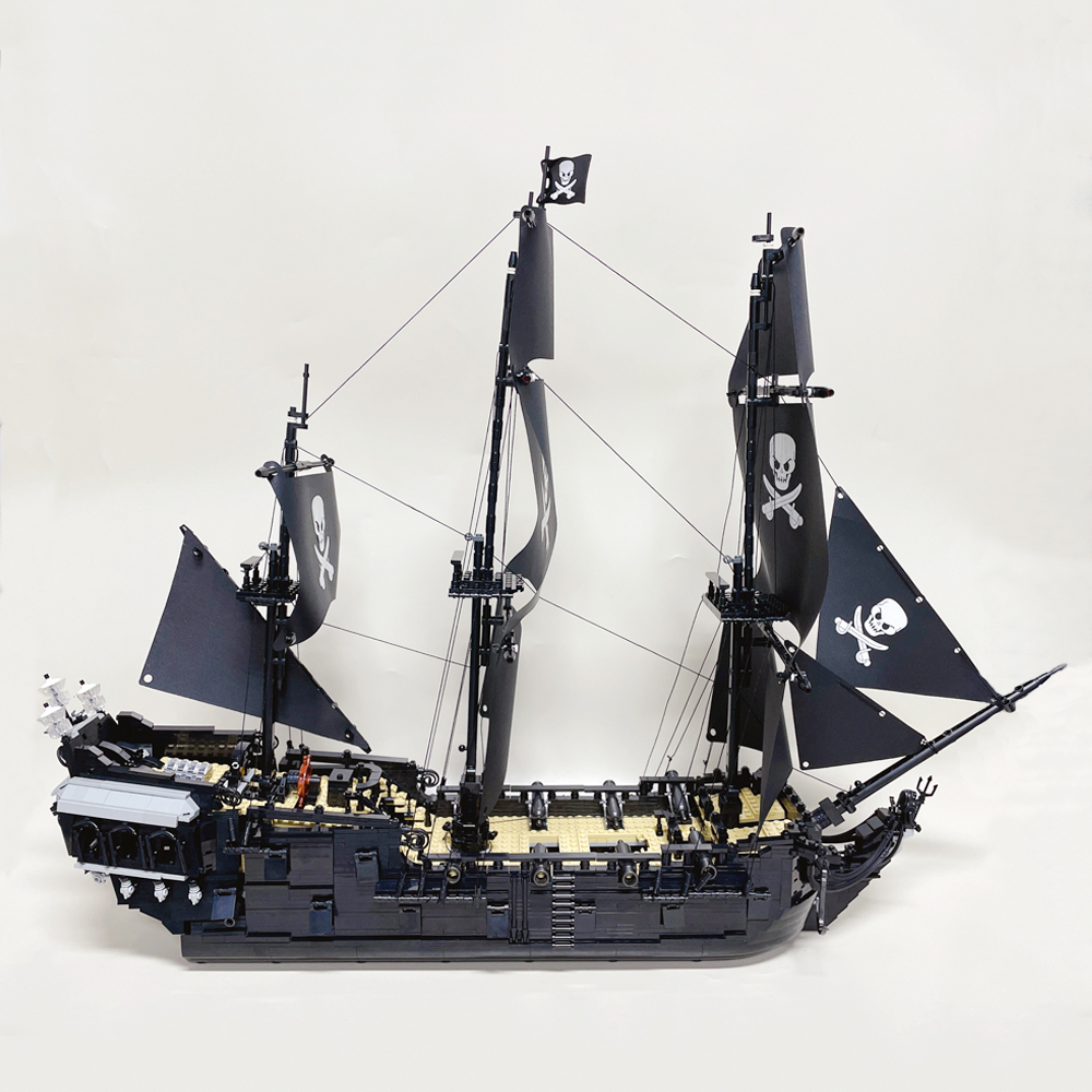 DK Pirates Of The Caribbean The Black Pearl 3423Pcs Moc Model Modular Building Blocks Bricks Toys DK6001