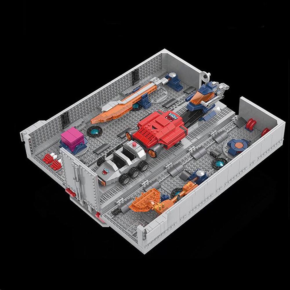 Transformers Optimus Prime Combined Carriage 1766Pcs Moc Model Modular Building Blocks Bricks Toys 77036