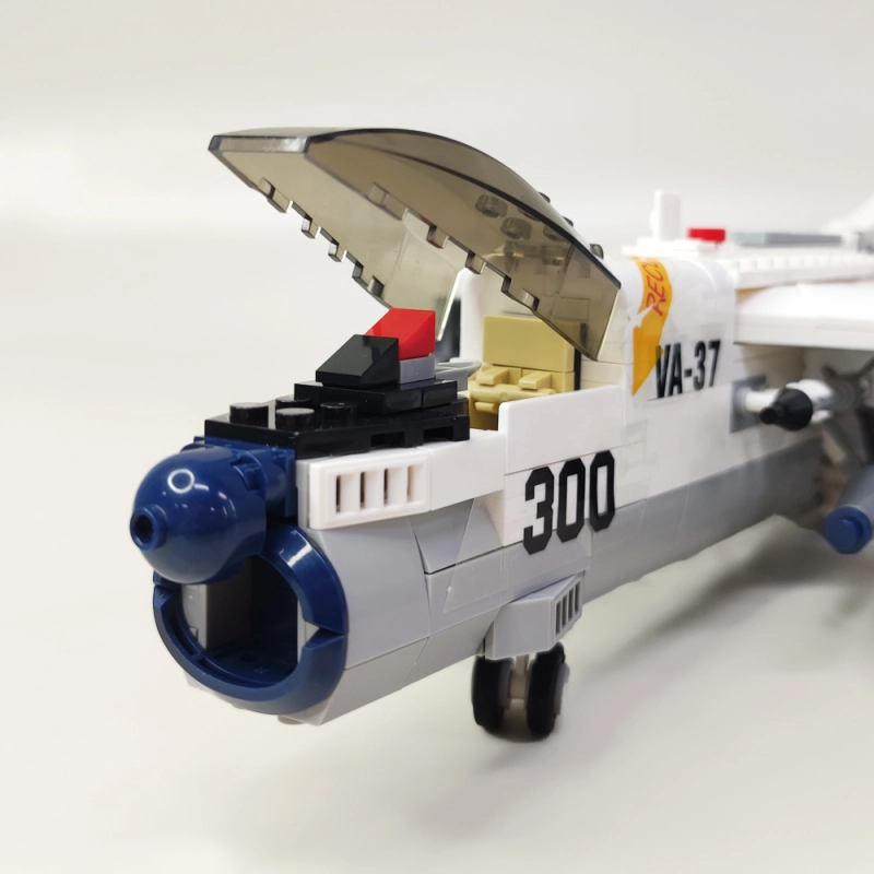 Jiestar Ideas Military A-7 Attack Aircraft 683Pcs Moc Model Modular Building Blocks Bricks Toys 61044