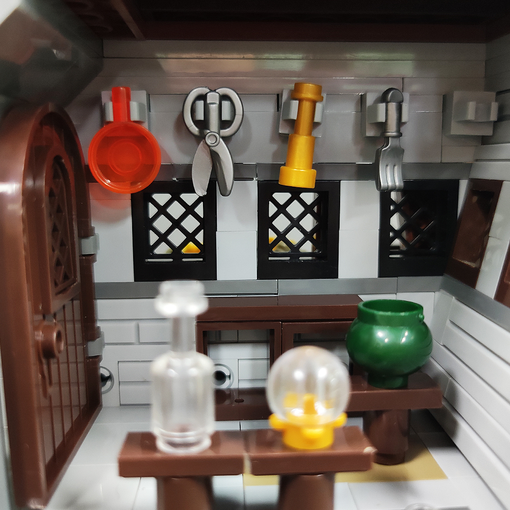Jiestar Creator Expert Medieval Tavern 2843Pcs With Lights Moc Model Modualr Building Blocks Bricks Toys 89151