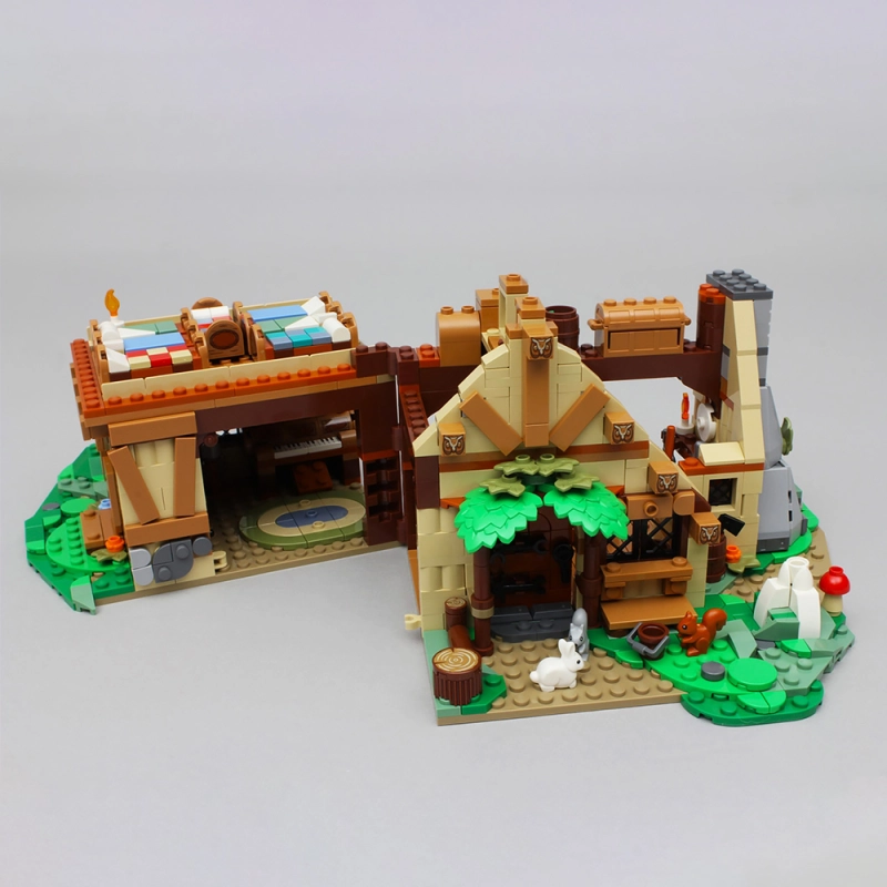 Movie Games Snow White and the Seven Dwarfs' Cottage 2228Pcs Moc Model Modular Building Blocks Bricks Toys 43242 68242