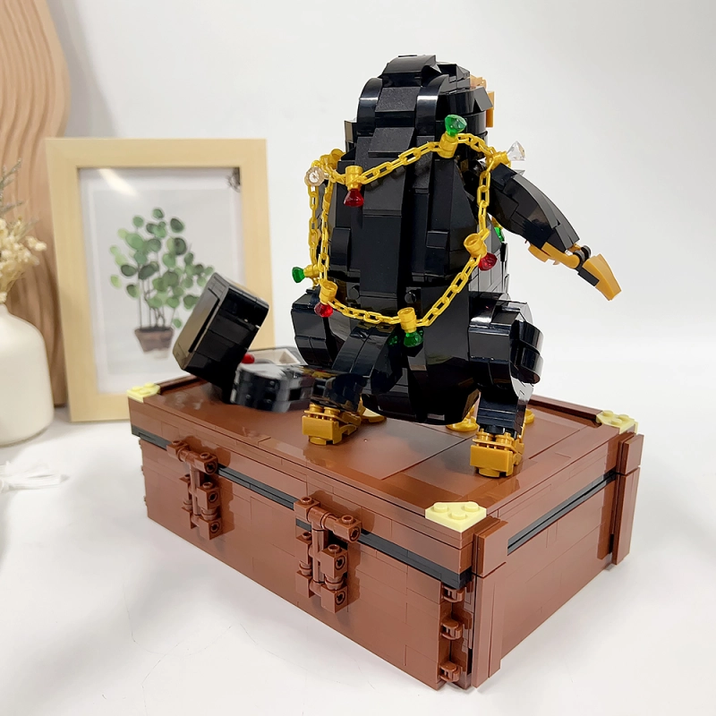 Movie Games Fantastic Beasts and Where to Find Them Sniff 1404Pcs Magic Suitcase Moc Model Modular Building Blocks Bricks Toys 21800