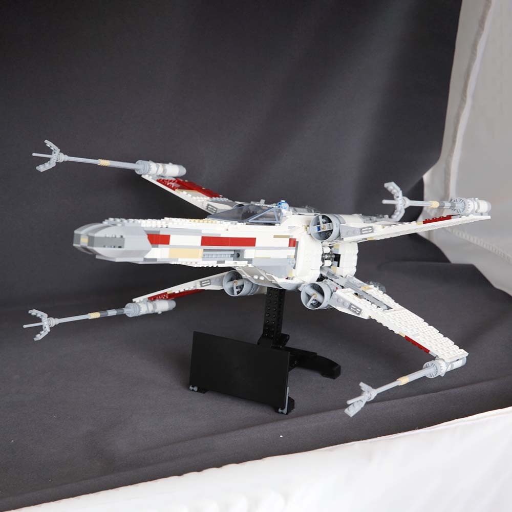 (Ship from USA) Star Wars Serial Red Five X-wing Starfighter 10240 05039 1618Pcs Building Blocks Bricks With Mini Figures