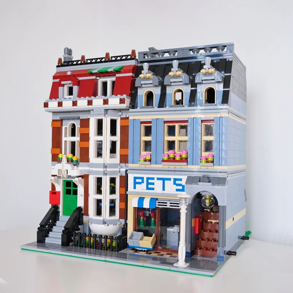 (Ship from USA) Classic Creator Expert Street View Serial Pet Shop 10218 15009 2032Pcs Building Blocks Bricks With Minifigures