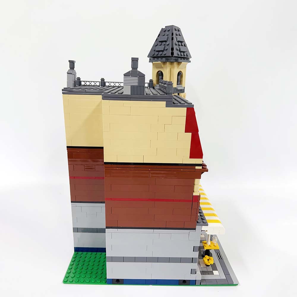(Ship from USA) Classic Creator Expert City Street View Serial Cafe Corner 10182 2133Pcs Building Blocks Bricks With Minifigures