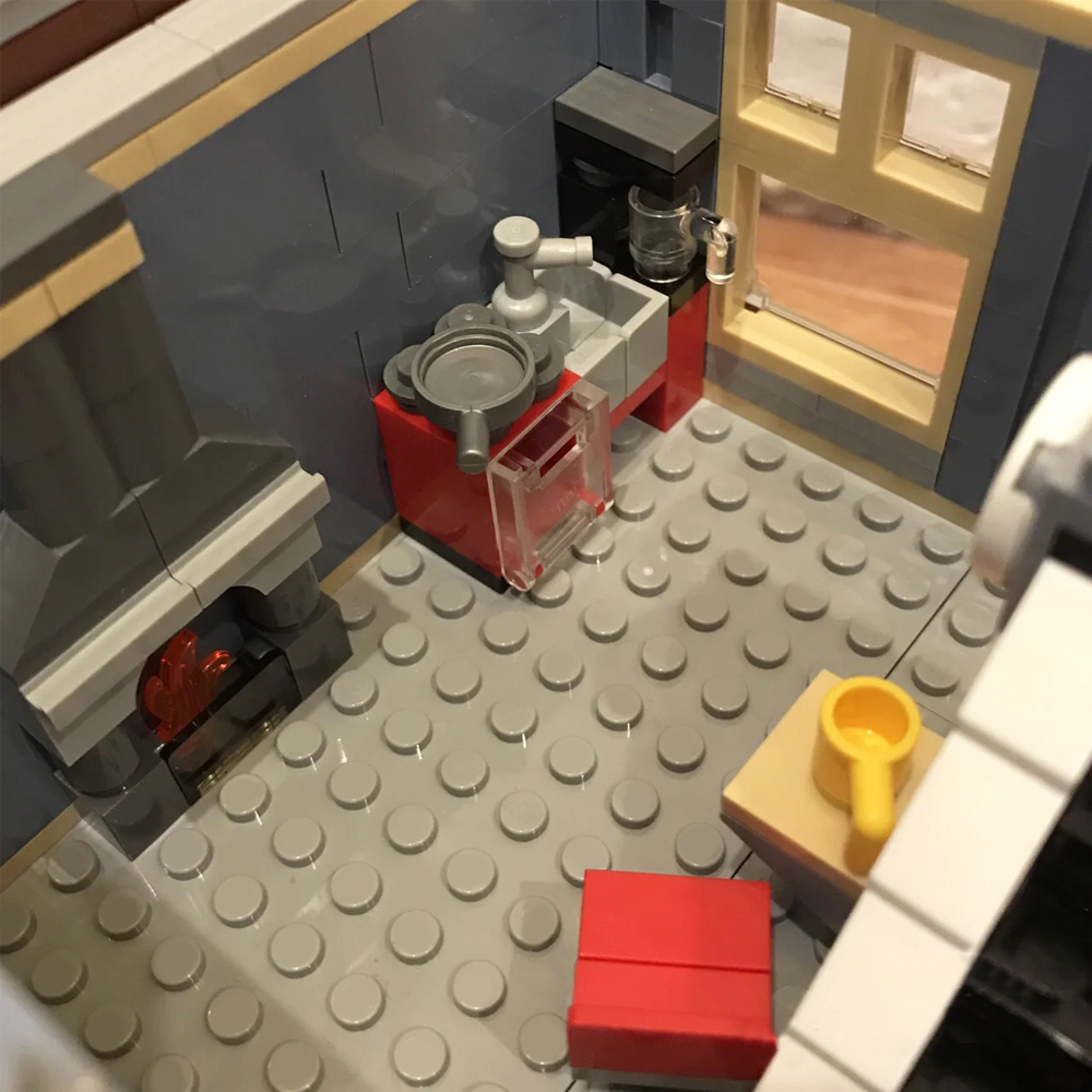 (Ship from USA) Classic Creator Expert Street View Serial Pet Shop 10218 15009 2032Pcs Building Blocks Bricks With Minifigures