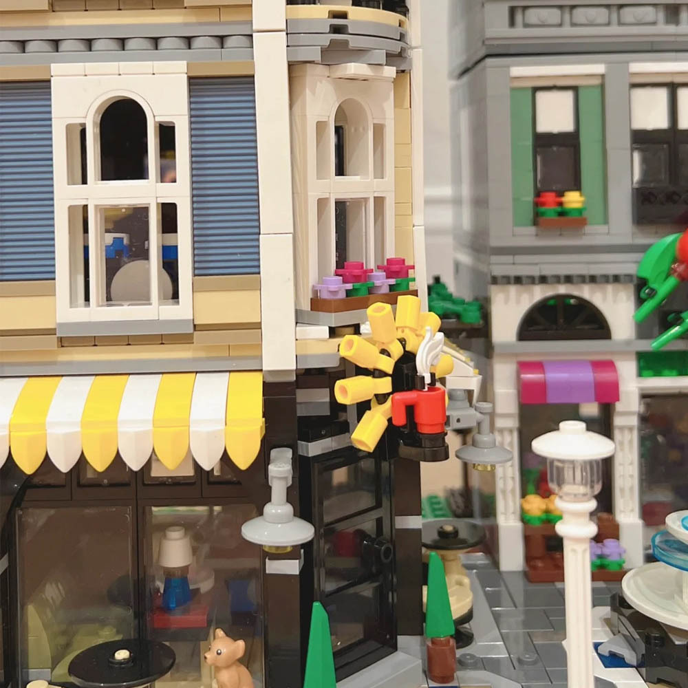 (Ship from USA) Classic Creator Expert Street View Serial Assembly Square 10255 15019 4002Pcs Building Blocks Bricks With Minifigures