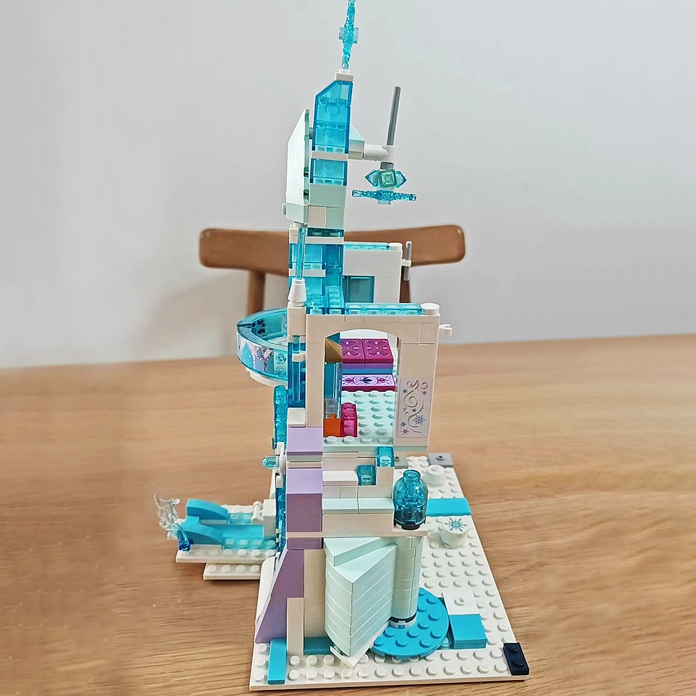 A Magical Ice Castle 848pcs Moc Model Modular Building Blocks Bricks Toys SX3016 41148 43172 25002 85002
