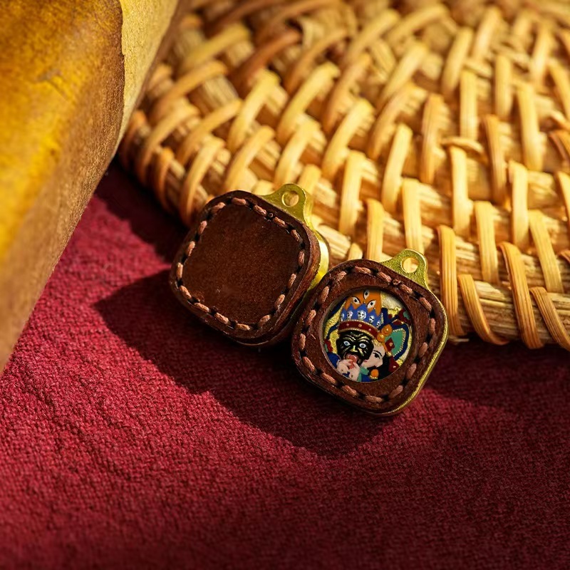 Zhakira姆 Yellow Wealth 3D Colorful Thangka Mini Tsatsa Hand-painted with Mineral Pigments Pendant Accessory (Bare Pendant)