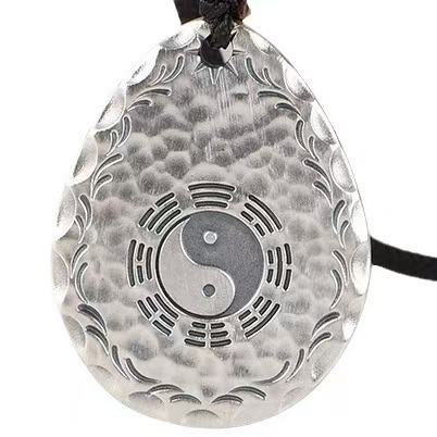 Teardrop-shaped Pendant with the Tai Chi and Bagua symbols