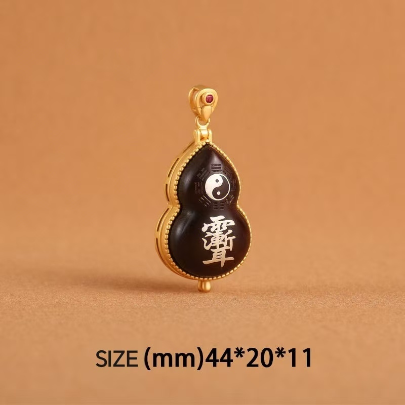 Sacred Taoist Gourd Amulet