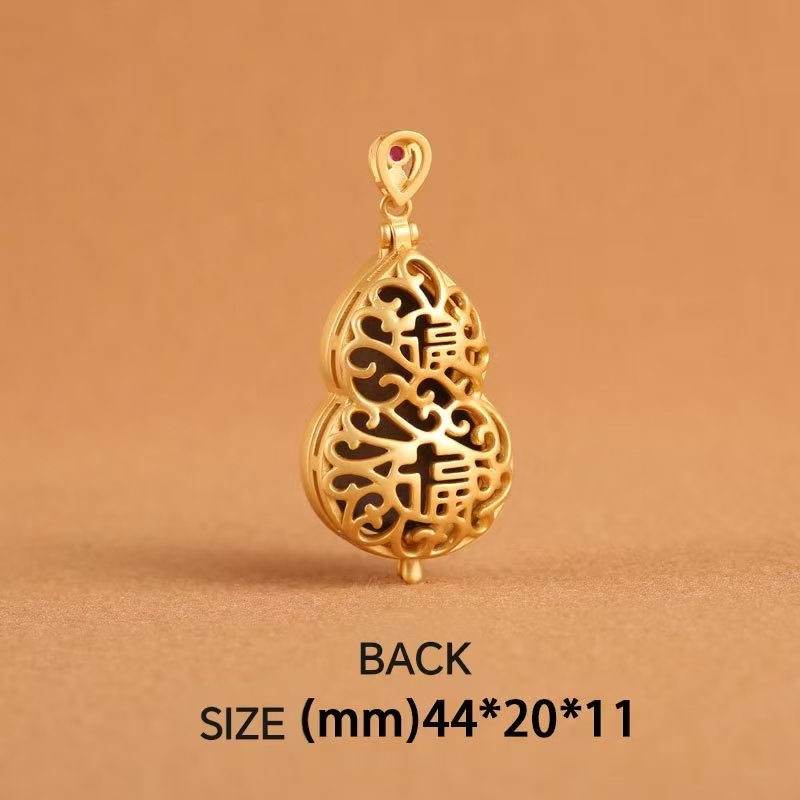 Sacred Taoist Gourd Amulet