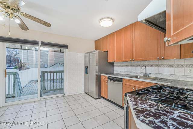 465 Amherst Ave, Staten Island, NY 10306