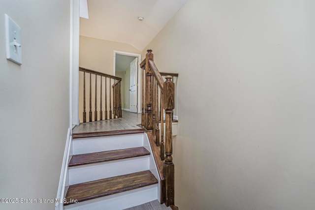 465 Amherst Ave, Staten Island, NY 10306