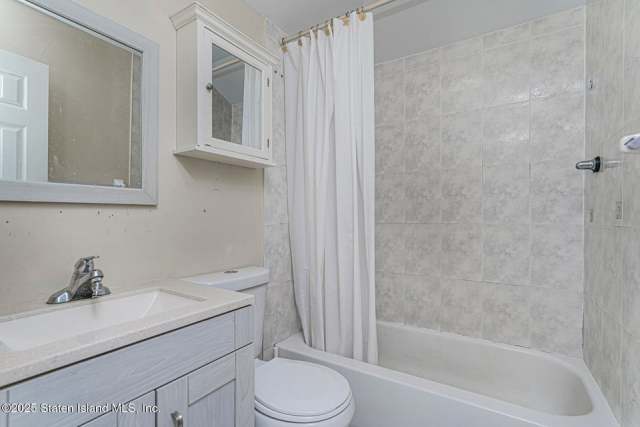 465 Amherst Ave, Staten Island, NY 10306