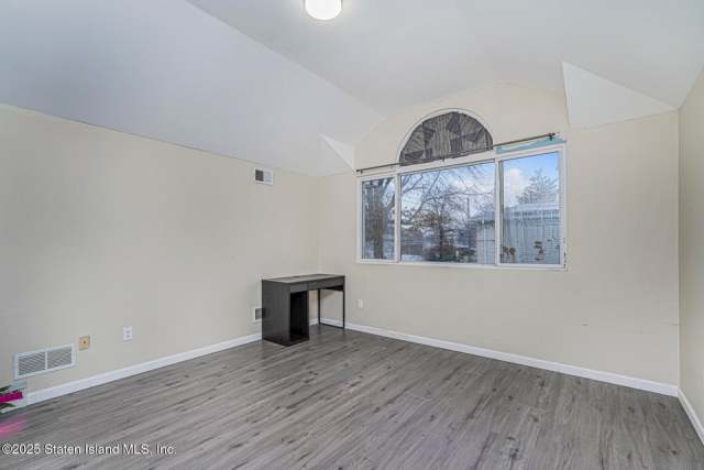 465 Amherst Ave, Staten Island, NY 10306