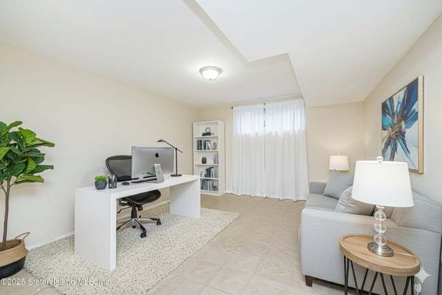 465 Amherst Ave, Staten Island, NY 10306