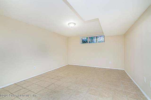 465 Amherst Ave, Staten Island, NY 10306