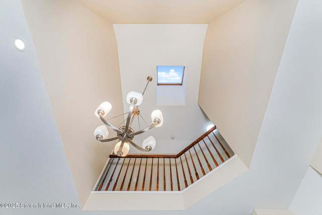 465 Amherst Ave, Staten Island, NY 10306