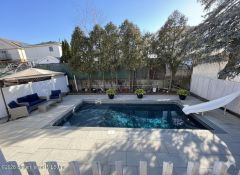664 S Gannon Ave, Staten Island, NY 10314