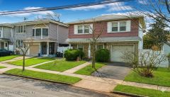 664 S Gannon Ave, Staten Island, NY 10314
