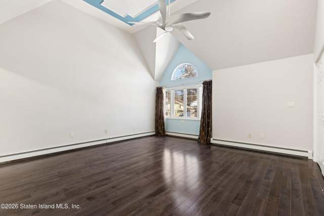 118 Jacques Ave, Staten Island, NY 10306