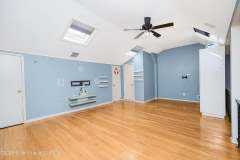 100 Debbie St B, Staten Island, NY 10314